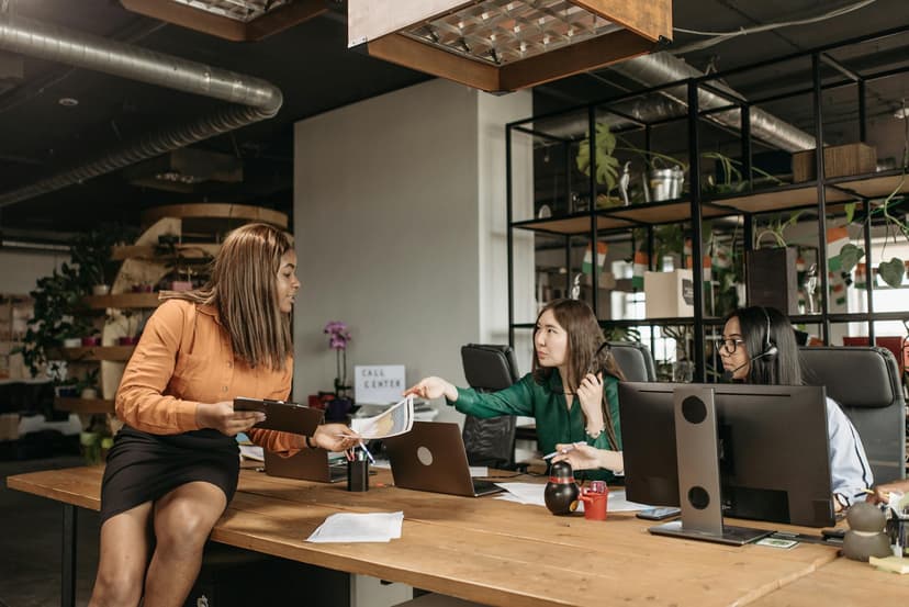 AI SEO content kosten: agency, freelancer or platform compared