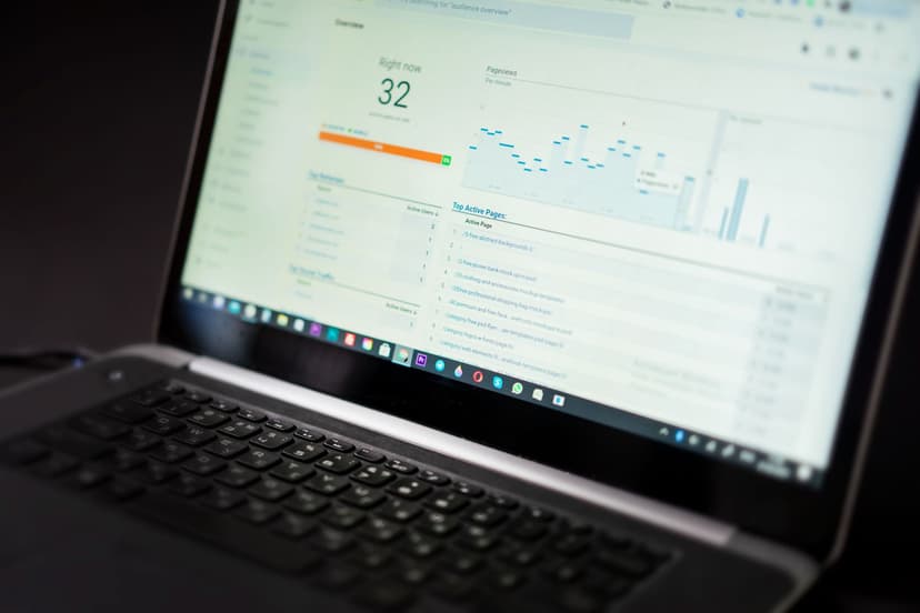 Data-driven SEO: the content patterns that earn rankings and AI mentions